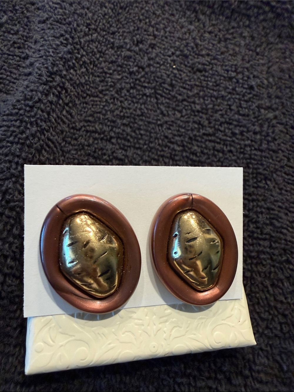 Vintage 1989 Avon Earrings